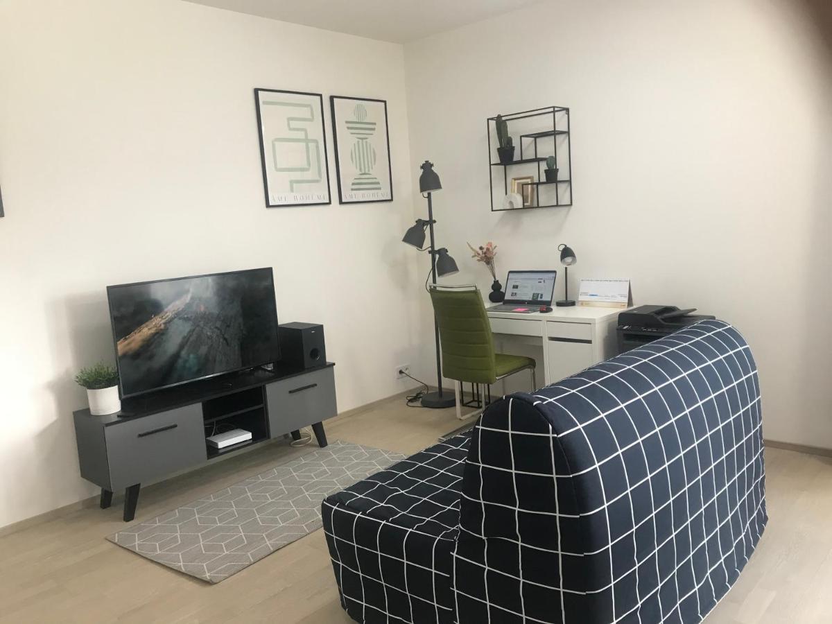 Apartmantplus01 براغ المظهر الخارجي الصورة
